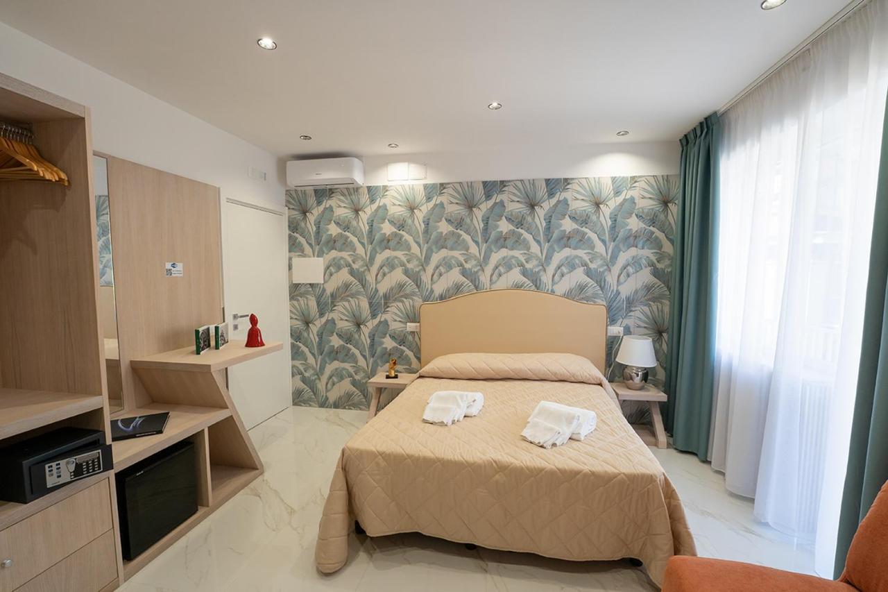 P.C. Boutique Medina H. Napoli Centro, By Clapa Group Hotel Exterior foto